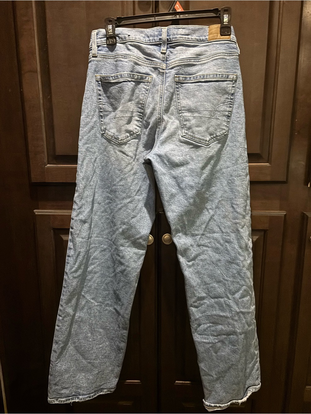Light Wash women's Straight-Leg mom Jeans
